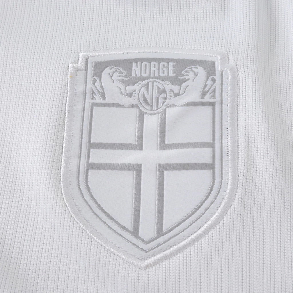 Camiseta de la tercera equipación de la selección nacional de Noruega para mujer - 26/27