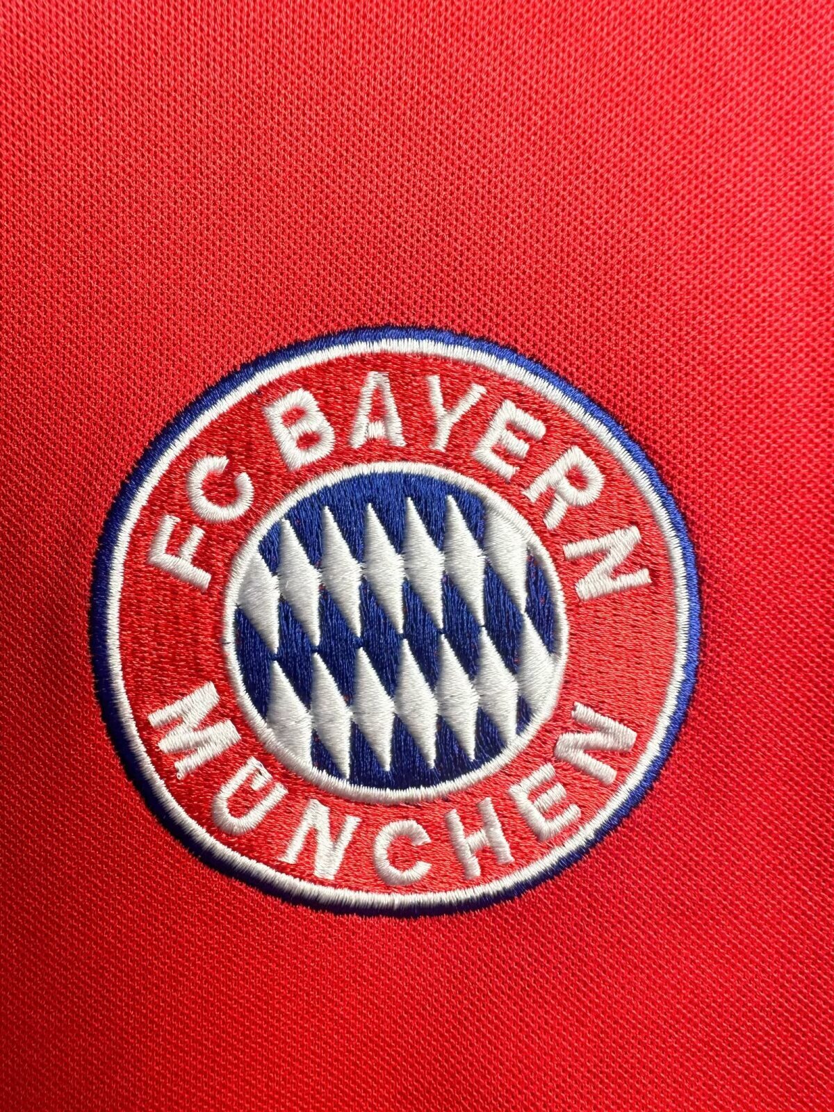 Man's Jersey Bayern Munchen Team Home -  2001/02