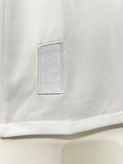 Camiseta Retro de Hombre Real Madrid - Temporada 2017/18