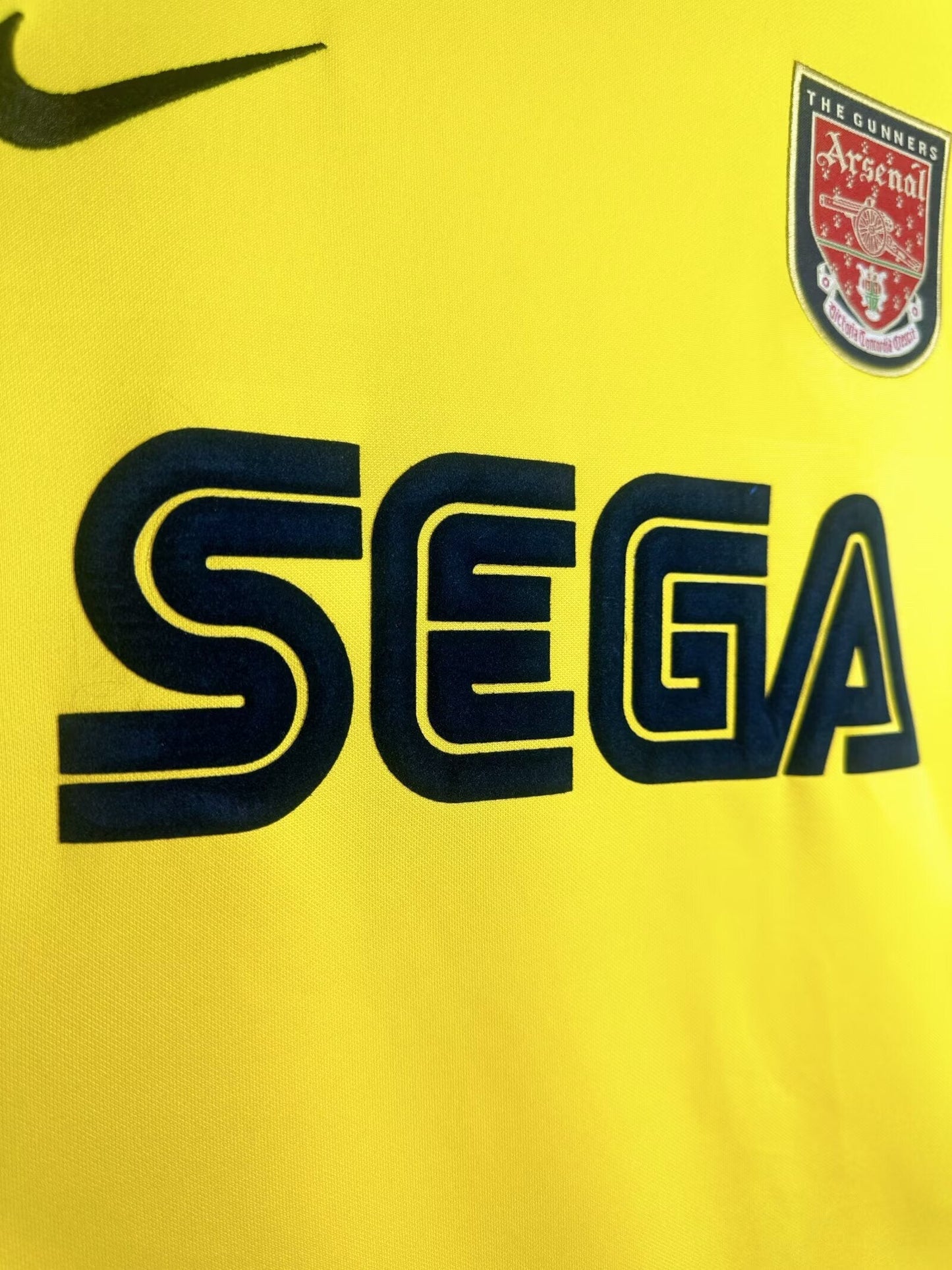 Camiseta Retro de Hombre del Arsenal Visitante - Temporada 2000/01