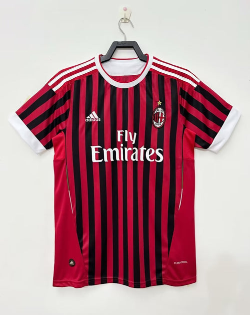 Jersey retro de hombre del equipo de Milán - 2011/12