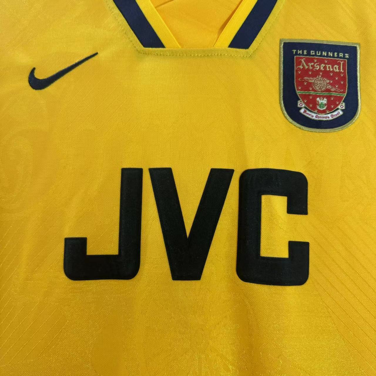 Camiseta Retro de Hombre del Arsenal Visitante - 1996/1997