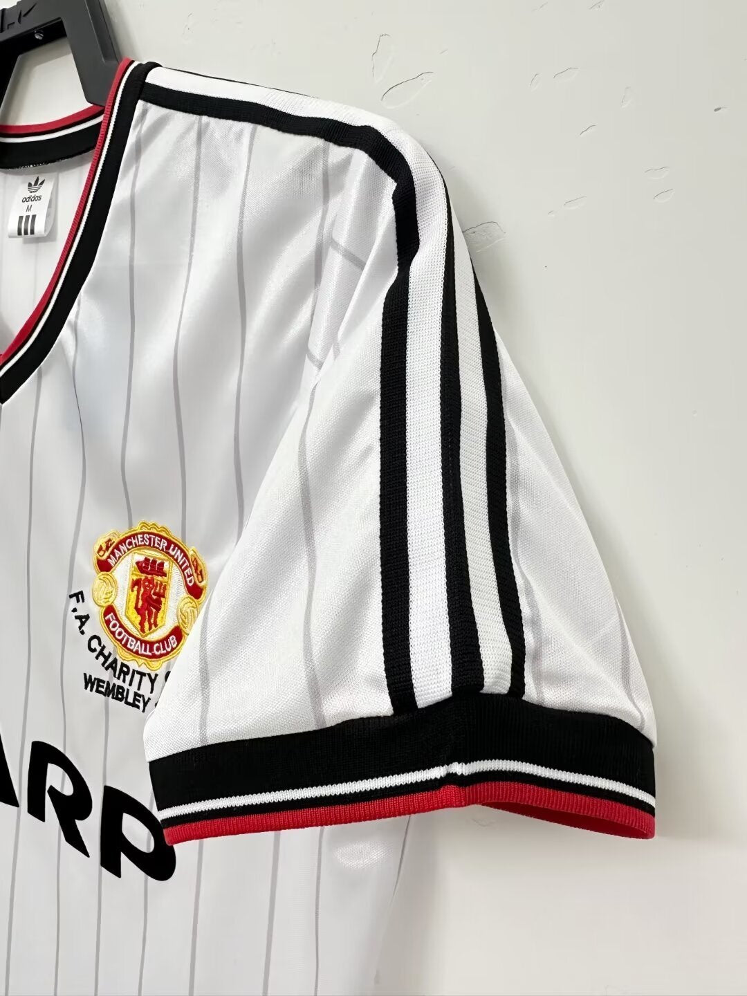 Camiseta retro de hombre del Manchester United - 1983