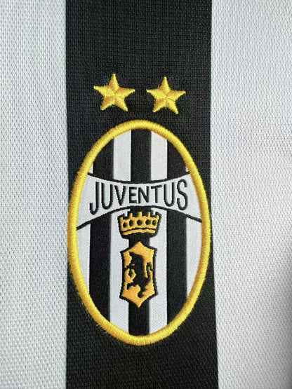 Camiseta retro de la Juventus para hombre - Temporada 2001/02