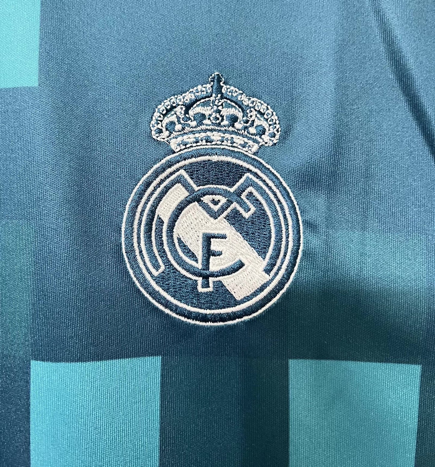 Camiseta Retro de Hombre Real Madrid - Temporada 2017/18