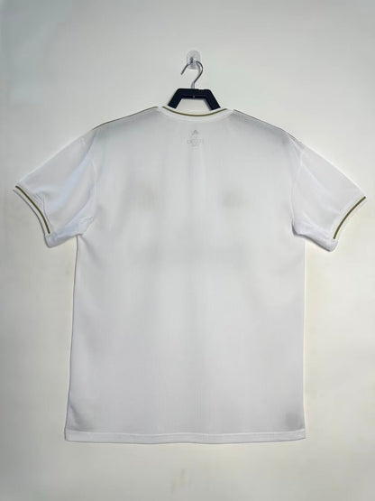 Camiseta retro de hombre del Real Madrid - 2019/2020