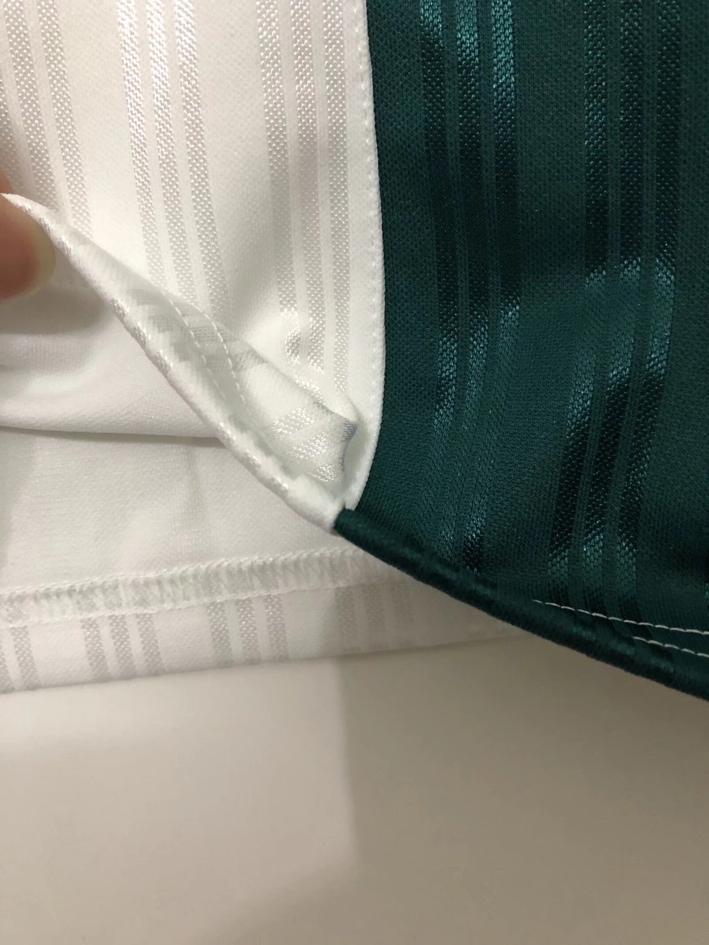 Maillot rétro homme extérieur du Liverpool FC - Saison 1995/1996
