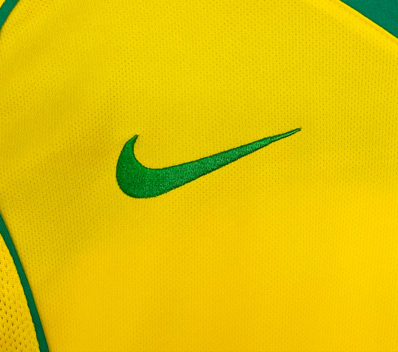Camiseta retro de manga larga de la selección de Brasil 2004/2005